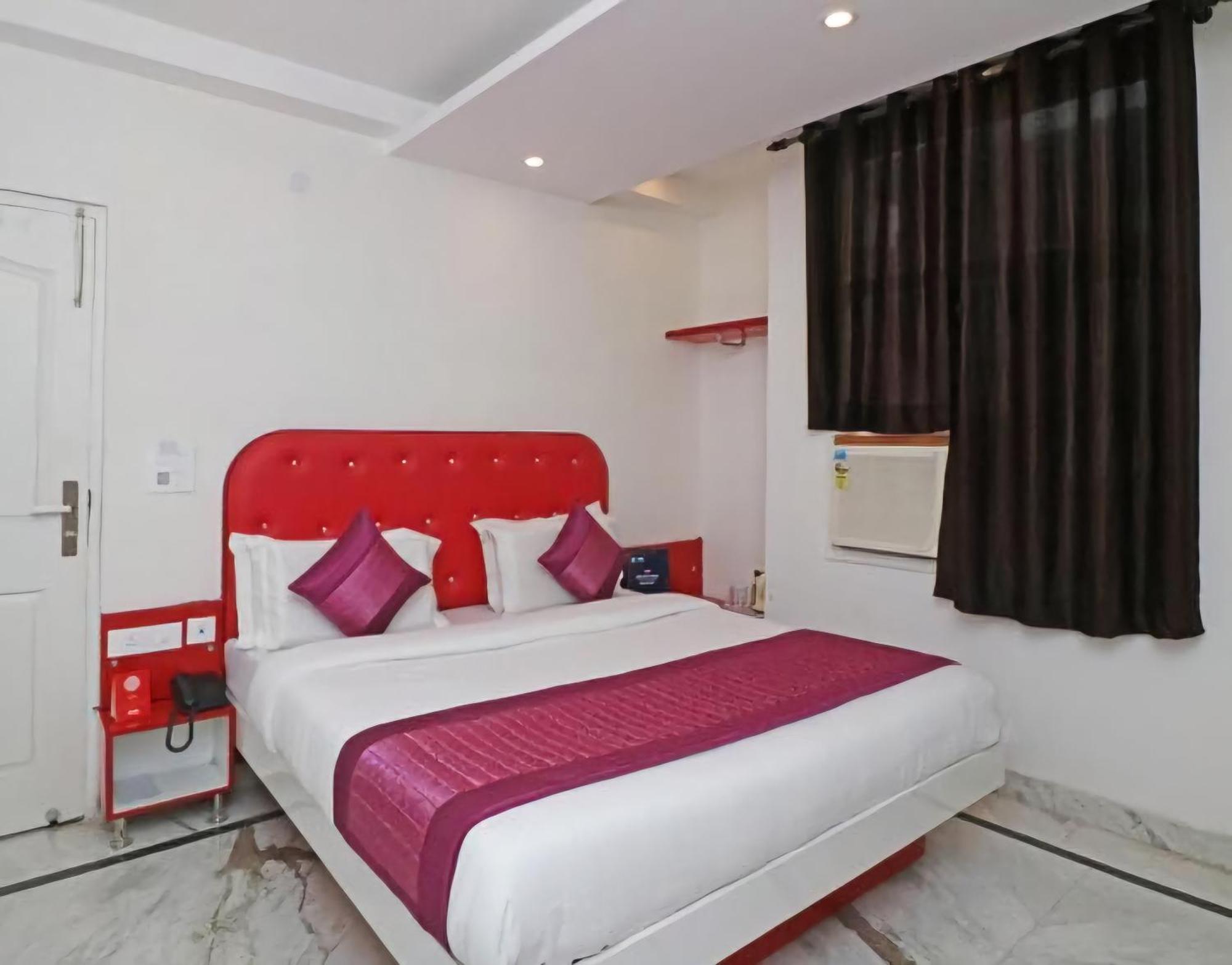 Hotel Leo Continental Нью-Делі Екстер'єр фото